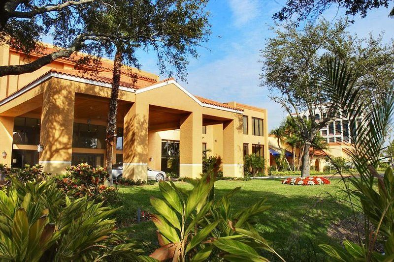 Courtyard By Marriott Bradenton Sarasota/Riverfront מראה חיצוני תמונה