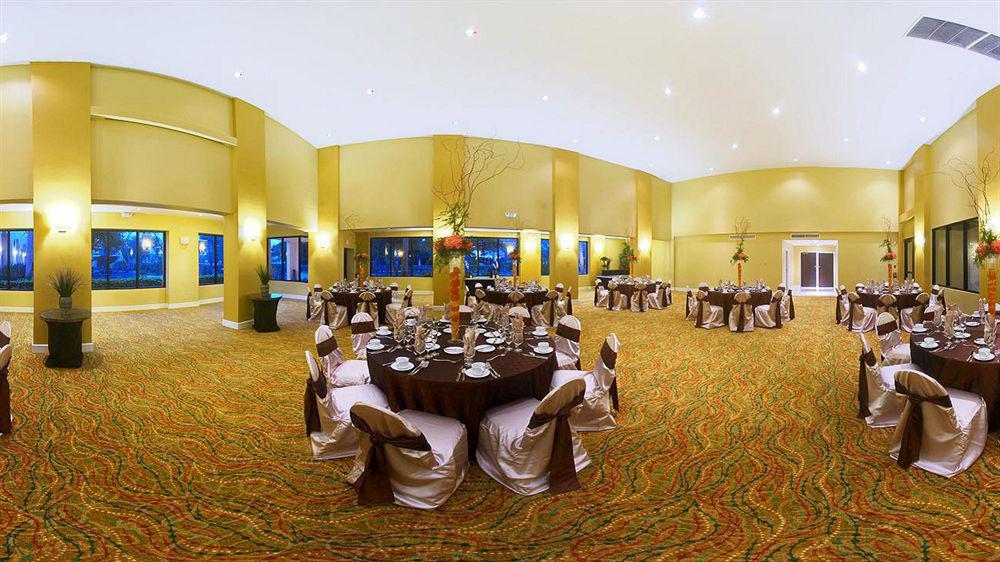 Courtyard By Marriott Bradenton Sarasota/Riverfront מראה חיצוני תמונה
