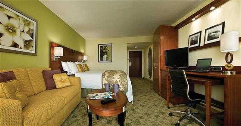 Courtyard By Marriott Bradenton Sarasota/Riverfront מראה חיצוני תמונה